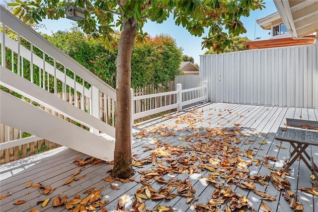 626 Arenas St Unit A, La Jolla, CA 92037 - view of wooden deck