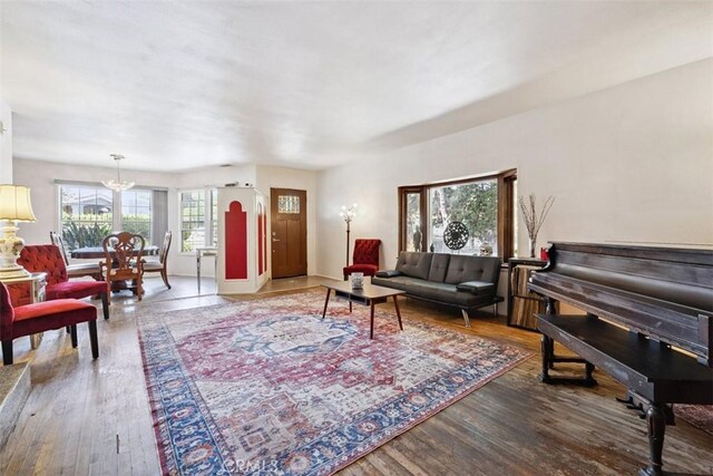 5800 Winnetka Ave, Woodland Hills, CA 91367 - photo 6