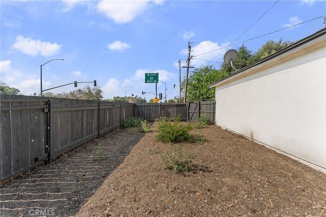 2998 N H St, San Bernardino, CA 92405 - view of fenced backyard