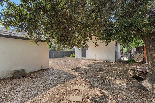 2998 N H St, San Bernardino, CA 92405 - view of fenced yard