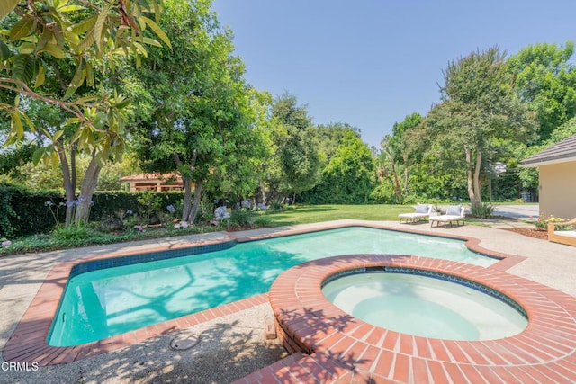 653 Chaucer Rd, San Marino, CA 91108 - swimming pool featuring an in-ground hot tub, a yard, and a patio