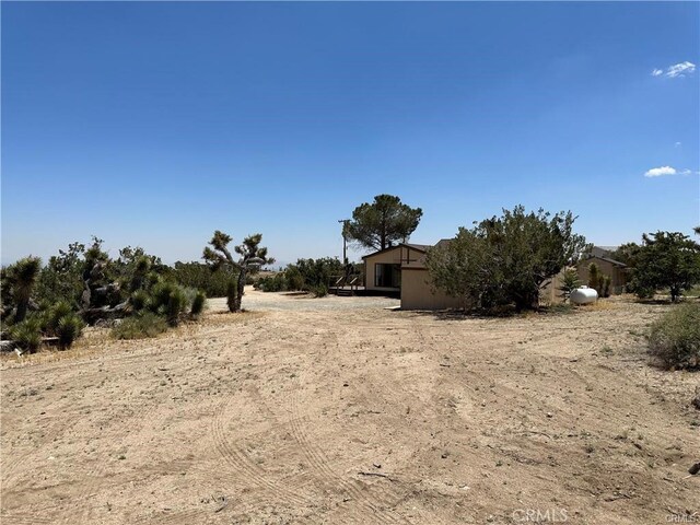 2033 Hollister Rd, Pinon Hills, CA 92372 - view of yard