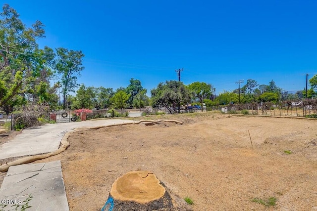 385 E Mariposa St, Altadena, CA 91001