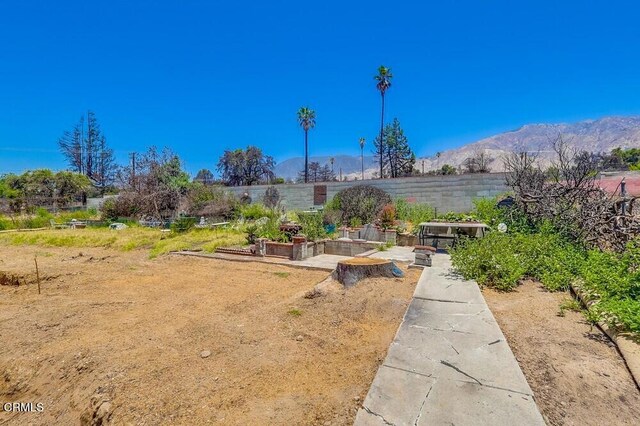 385 E Mariposa St, Altadena, CA 91001