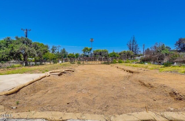 385 E Mariposa St, Altadena, CA 91001