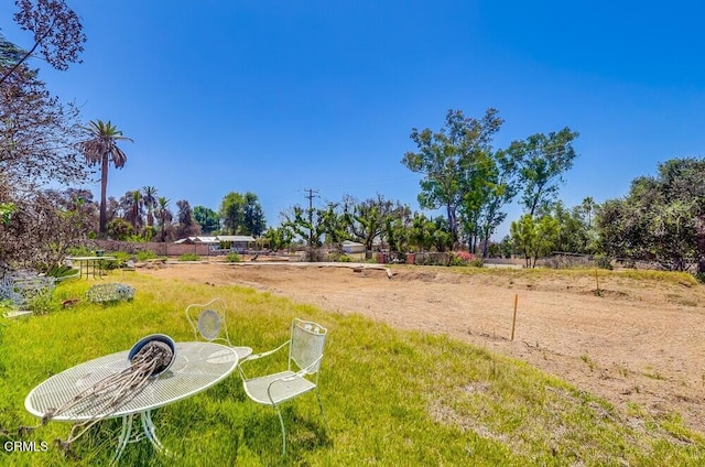 385 E Mariposa St, Altadena, CA 91001