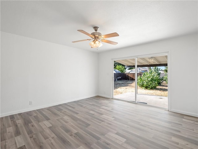 1028 W Holland Ave, Fresno, CA 93705 - photo 13