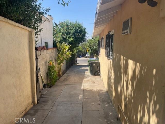 1153 Isabel St, Los Angeles, CA 90065 - view of side of property with stucco siding