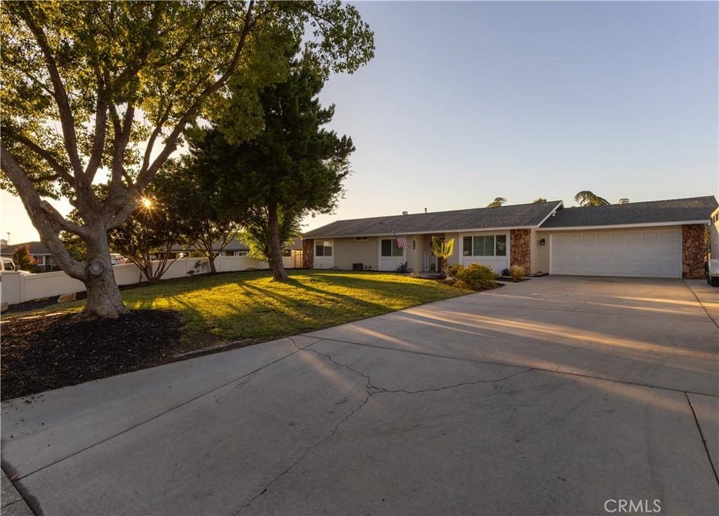 34442 Sunlight Dr, Yucaipa, CA 92399 - photo 1