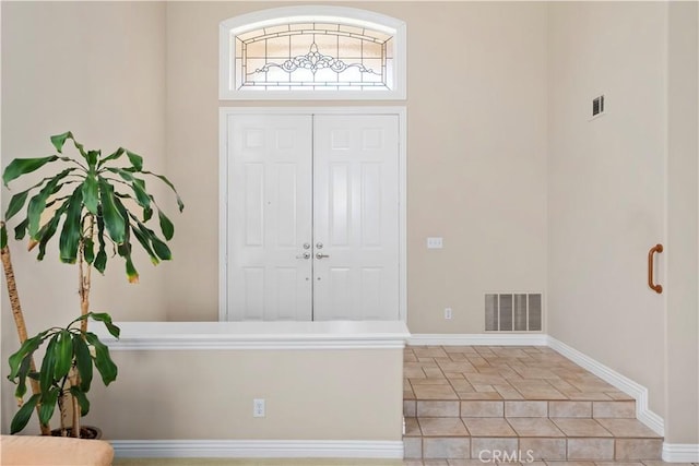 10 Via Berrendo, Rancho Santa Margarita, CA 92688 - entryway with baseboards