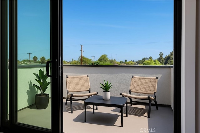11304 Victory Blvd, North Hollywood, CA 91606 - view of balcony