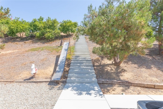 41559 Floyd Ct, Temecula, CA 92592 - surrounding community featuring stairway