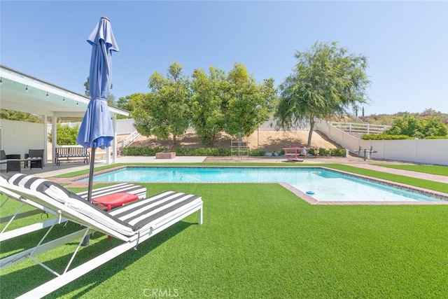 41559 Floyd Ct, Temecula, CA 92592 - view of swimming pool