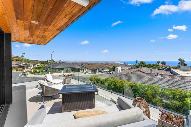 5530 Candlelight Dr, La Jolla, CA 92037 - patio / terrace featuring outdoor lounge area