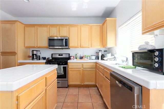 12839 Fencerider Way, Victorville, CA 92392 - photo 27