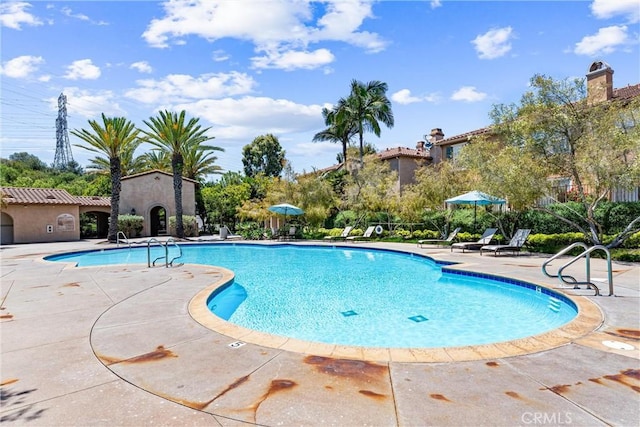 61 Via Almeria, San Clemente, CA 92673 - community pool with a patio