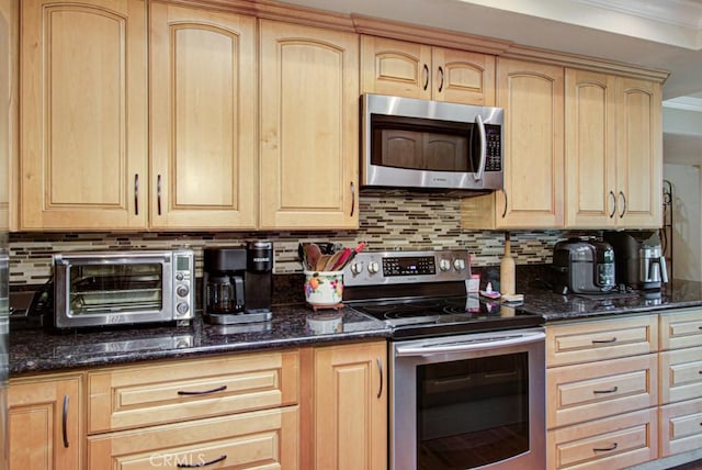 5521 Via La Mesa Unit C, Laguna Woods, CA 92637 - kitchen with stainless steel appliances, light brown cabinets, decorative backsplash, and ornamental molding