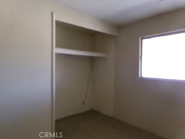 34915 Cedar Rd, Barstow, CA 92311 - view of closet