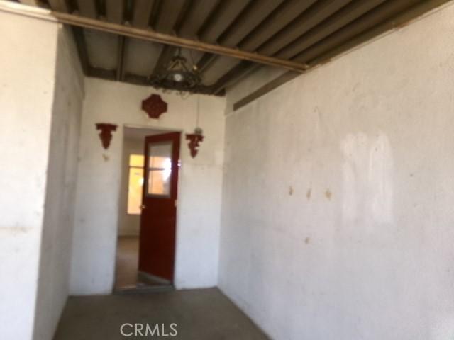 34915 Cedar Rd, Barstow, CA 92311 - view of hall