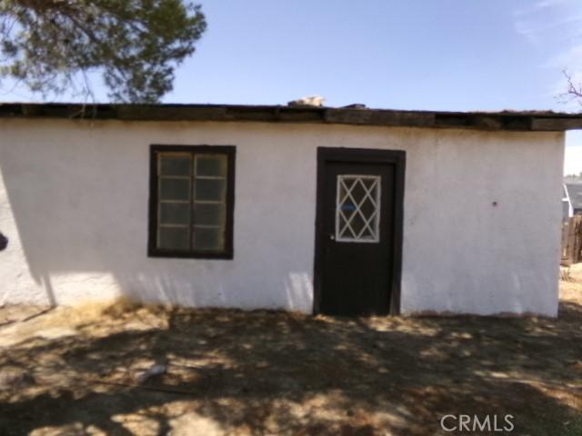 34915 Cedar Rd, Barstow, CA 92311 - view of outdoor structure