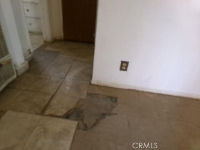 34915 Cedar Rd, Barstow, CA 92311 - hall with tile patterned flooring