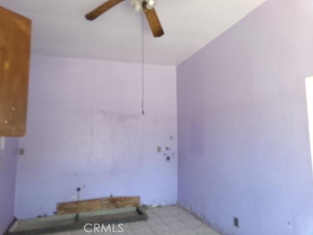 34915 Cedar Rd, Barstow, CA 92311 - washroom with ceiling fan