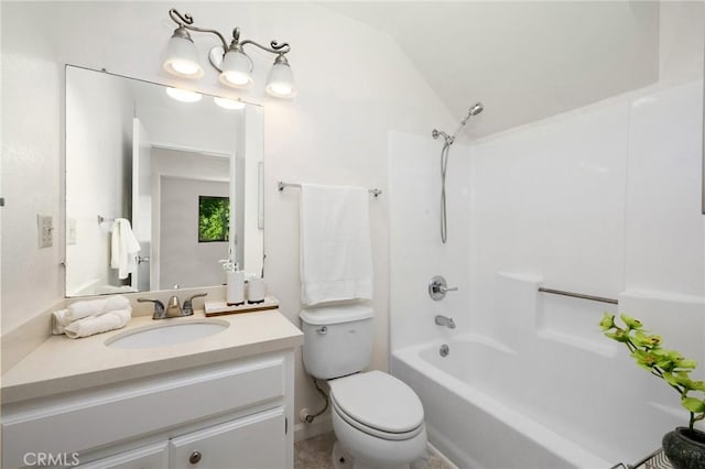 222 S Catalina Ave Unit 8, Pasadena, CA 91106 - bathroom with bathing tub / shower combination, vanity, and lofted ceiling