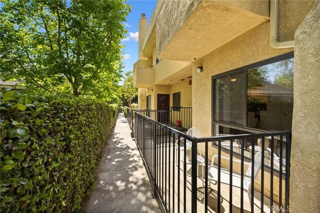 222 S Catalina Ave Unit 8, Pasadena, CA 91106 - view of balcony