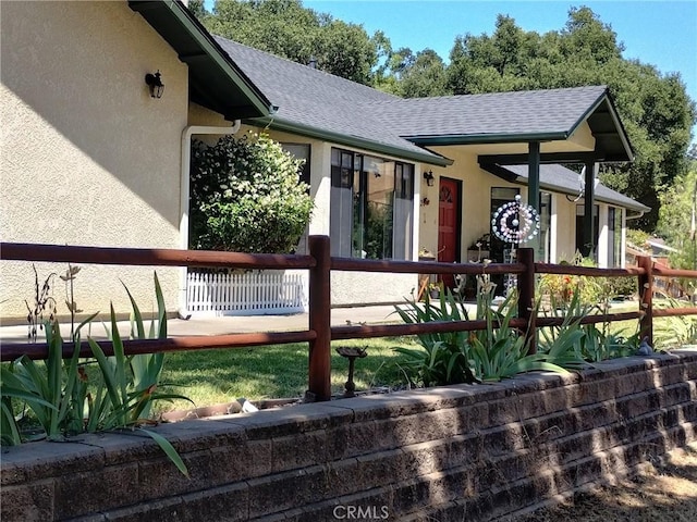 13205 Santa Lucia Rd, Atascadero, CA 93422 - view of front of home with stucco siding and a shingled roof