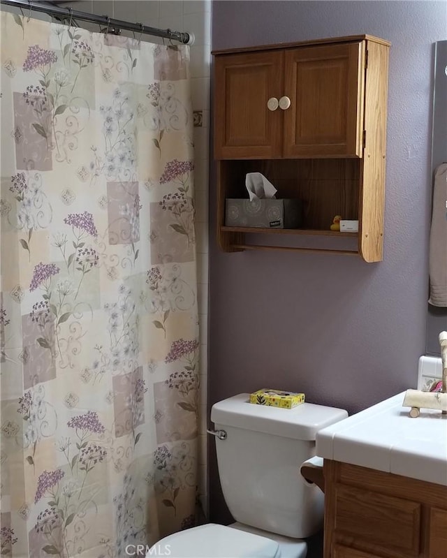 13205 Santa Lucia Rd, Atascadero, CA 93422 - full bathroom with vanity and a shower with curtain