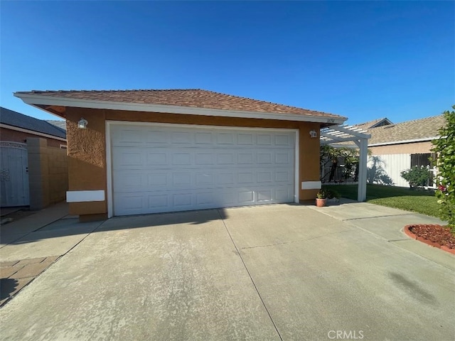 14194 Old Field Ave, Fontana, CA 92337 - garage featuring driveway