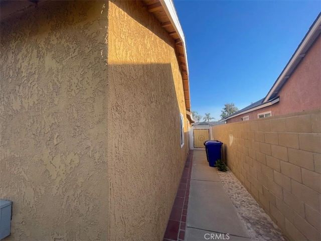 14194 Old Field Ave, Fontana, CA 92337 - view of side of property featuring stucco siding