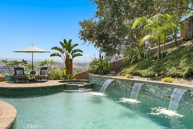 28606 Vista Ladera, Laguna Niguel, CA 92677 - view of pool featuring a fenced backyard and a pool with connected hot tub