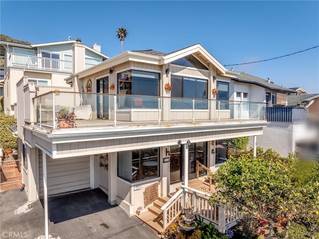 3277 Ocean Blvd, Cayucos, CA 93430 - view of front of house featuring a balcony