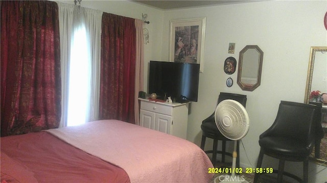 1033 Chapel Dr, Bakersfield, CA 93304 - view of bedroom