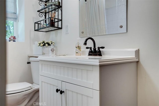 433 Milburn Rd, Lake Arrowhead, CA 92352 - bathroom featuring toilet and vanity