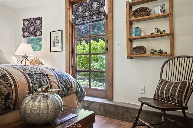 433 Milburn Rd, Lake Arrowhead, CA 92352 - sitting room featuring dark wood finished floors