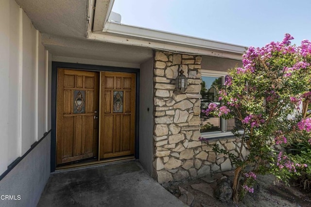 4713 Perris Way, Bakersfield, CA 93309 - view of exterior entry with stone siding