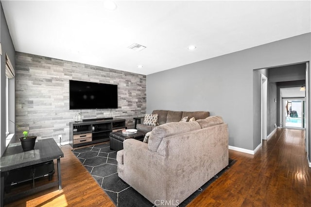 2072 Fashion Ave, Long Beach, CA 90810 - photo 9