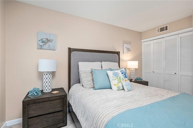 9229 Balboa Ave Unit 4, San Simeon, CA 93452 - bedroom featuring a closet and baseboards