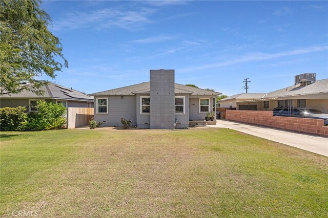 321 Circle Dr, Bakersfield, CA 93308 - photo 3