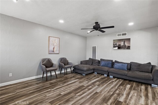 321 Circle Dr, Bakersfield, CA 93308 - photo 7