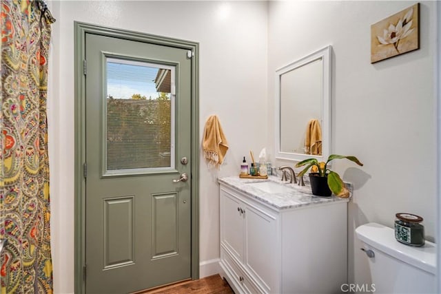 2575 Palomino Dr, Acton, CA 93510 - entryway with a sink