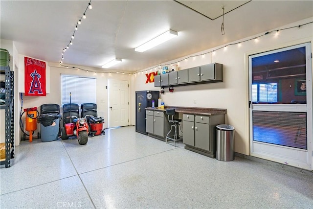2575 Palomino Dr, Acton, CA 93510 - view of garage