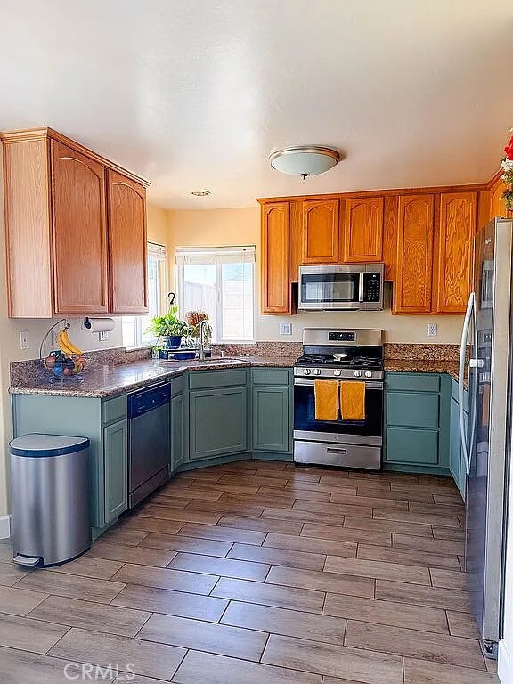 11406 Pacific Harbor Ave, Bakersfield, CA 93312 - photo 4