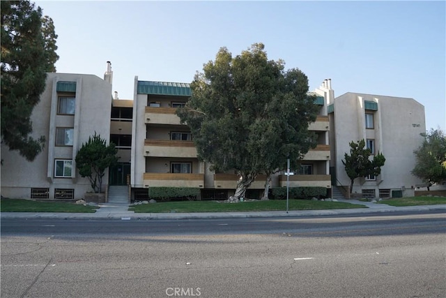 12141 Centralia St Unit 310, Lakewood, CA 90715 - photo 1