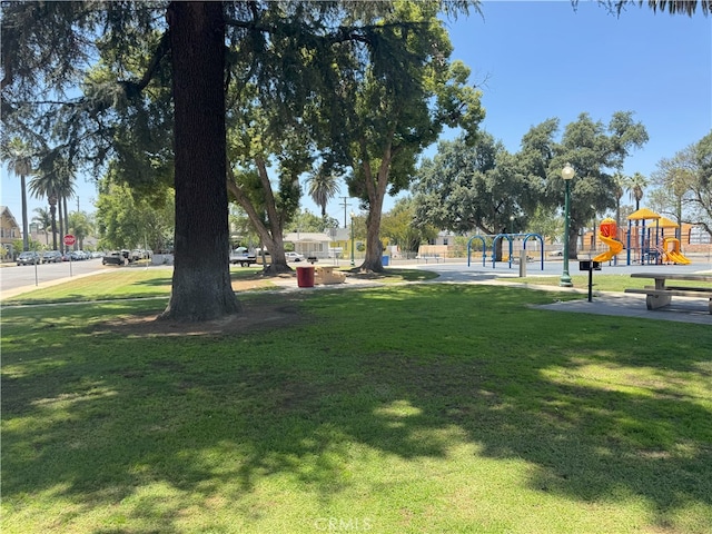 275 S Rebecca St, Pomona, CA 91766 - view of community featuring a lawn