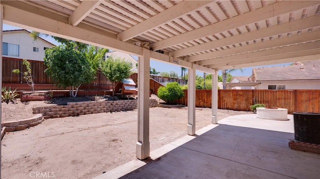 31995 Calle Ballentine, Temecula, CA 92592 - fenced backyard featuring a patio area