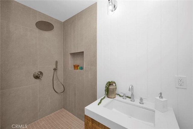 313 14th St, Seal Beach, CA 90740 - bathroom featuring a sink and a tile shower