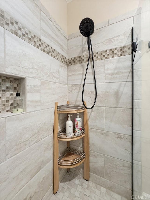 3032 Cortuna Dr, San Luis Obispo, CA 93401 - bathroom with tiled shower